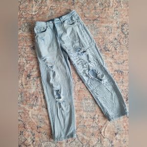 Wild Fable High Rise Mom Jean- Capri length size 4 (runs large-fits about size6)
